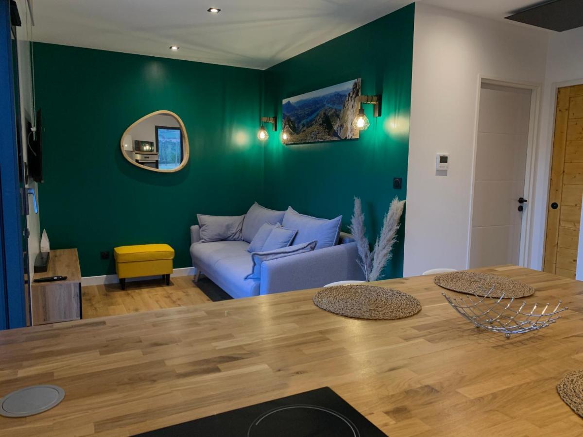 Charmant Logement Entre Lac Et Montagne Rochebrune  Kültér fotó
