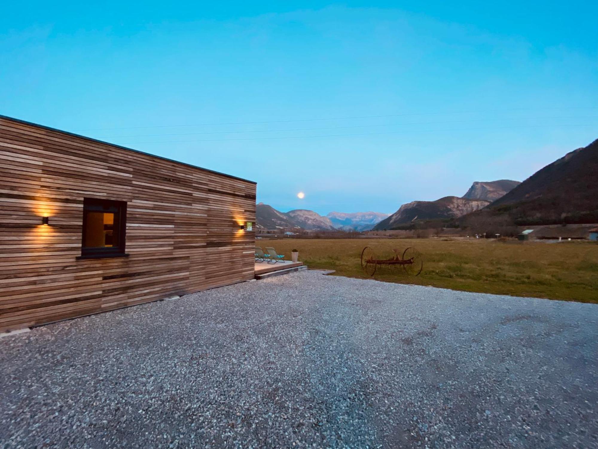 Charmant Logement Entre Lac Et Montagne Rochebrune  Kültér fotó